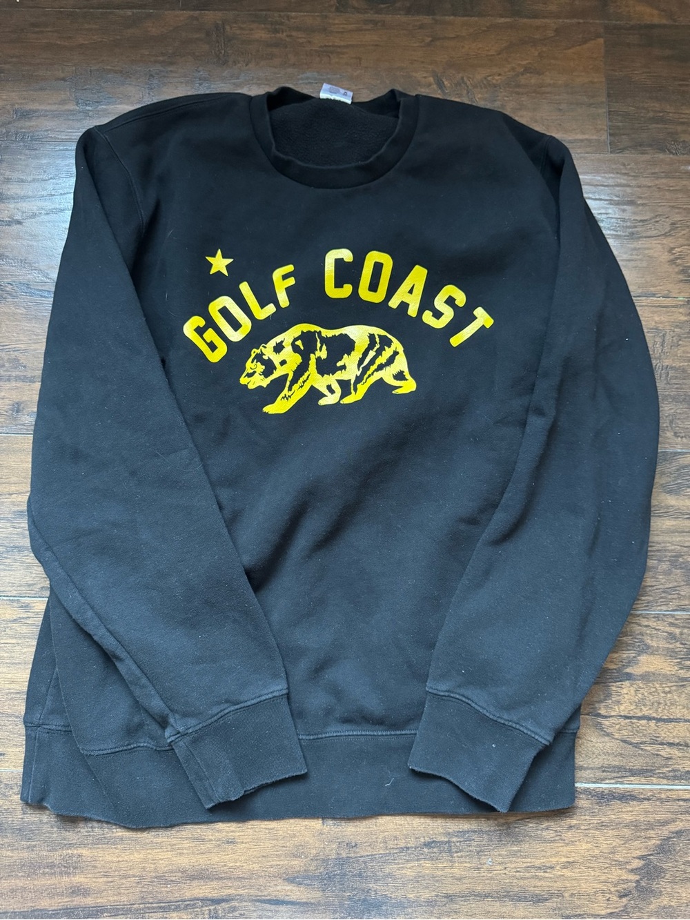 Devereux Golf Coast Bear Graphic Sweatshirt Black Yellow Crewneck Men’s XL